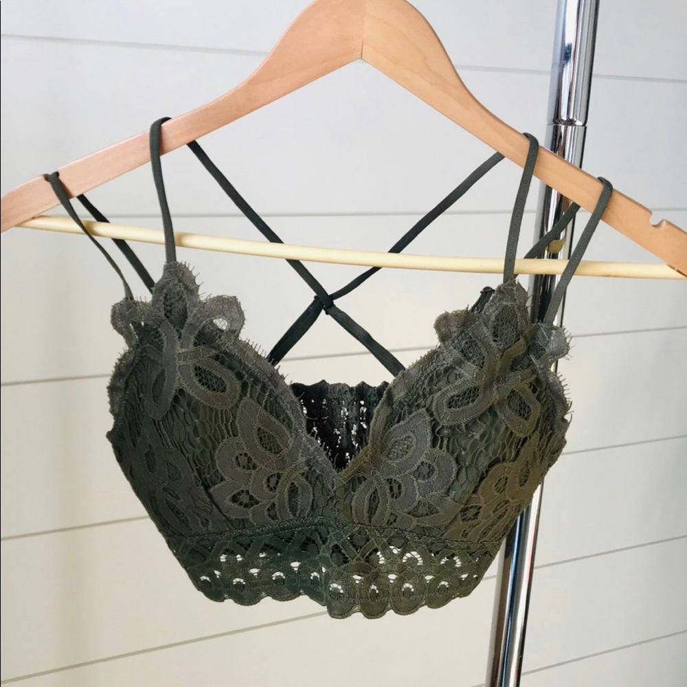 LAST 1❗️Let’s Layer in Lace Bralette in Olive - Picture 2 of 8